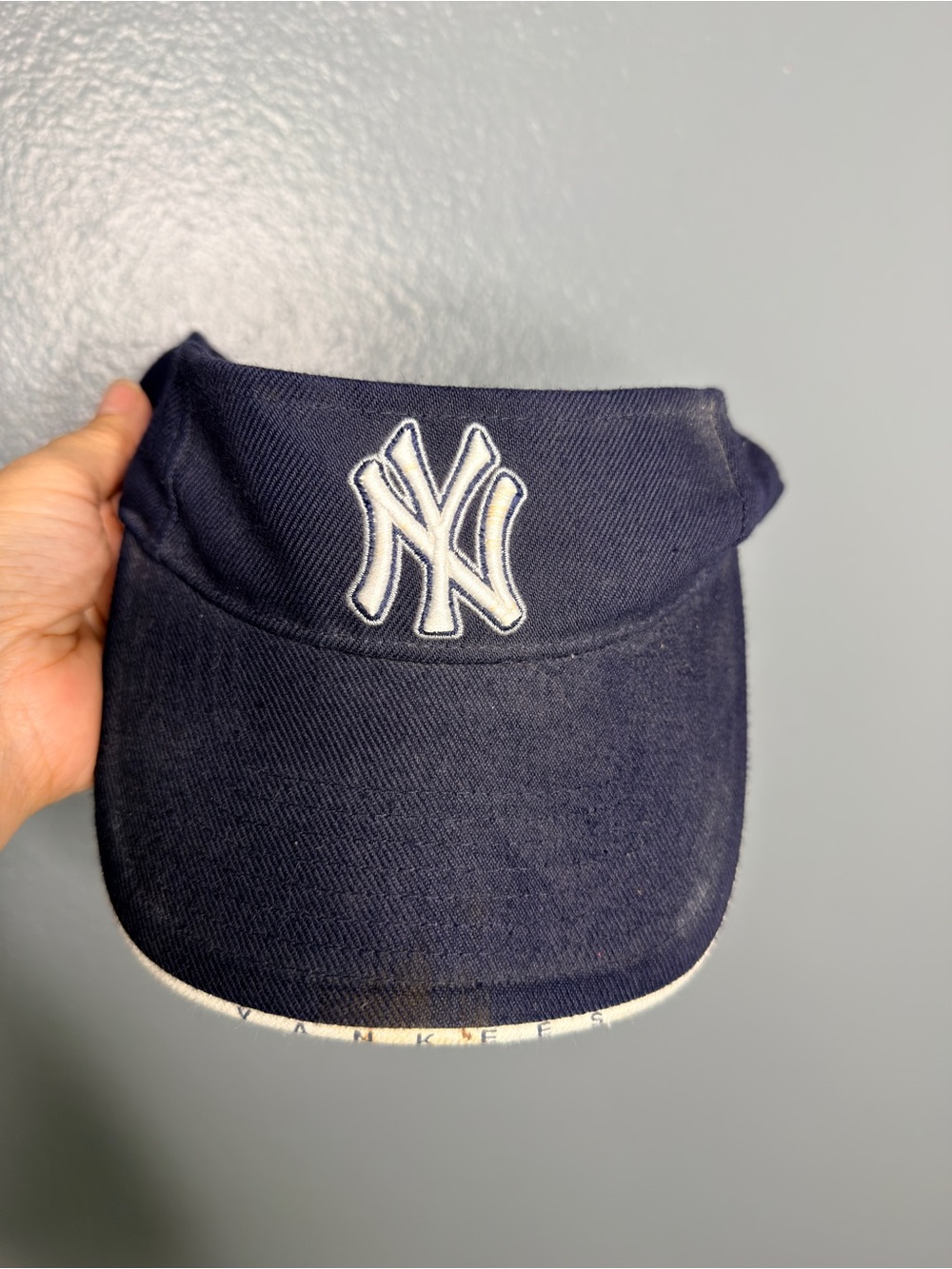 VTG New York NY Yankees Navy Visor with Embroidered Logo and “Yankees” on Rim
